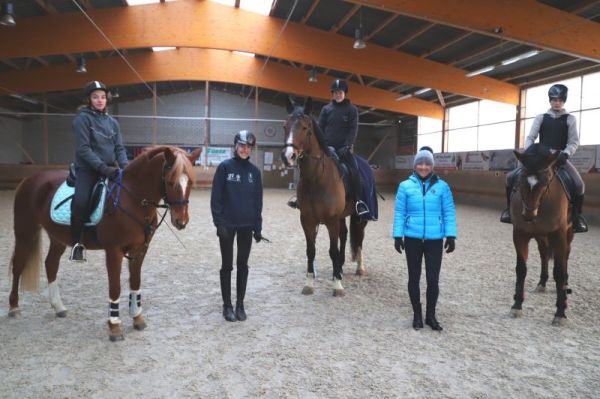 SSF-Athleten beim Reitlehrgang in Halle