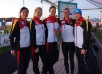 Lena Schöneborn (Bildmitte) beim Weltcup in Sarasota
